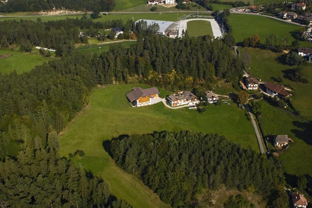 Appartments Neuhof Collalbo Eksteriør bilde