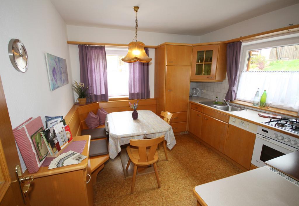 Appartments Neuhof Collalbo Eksteriør bilde