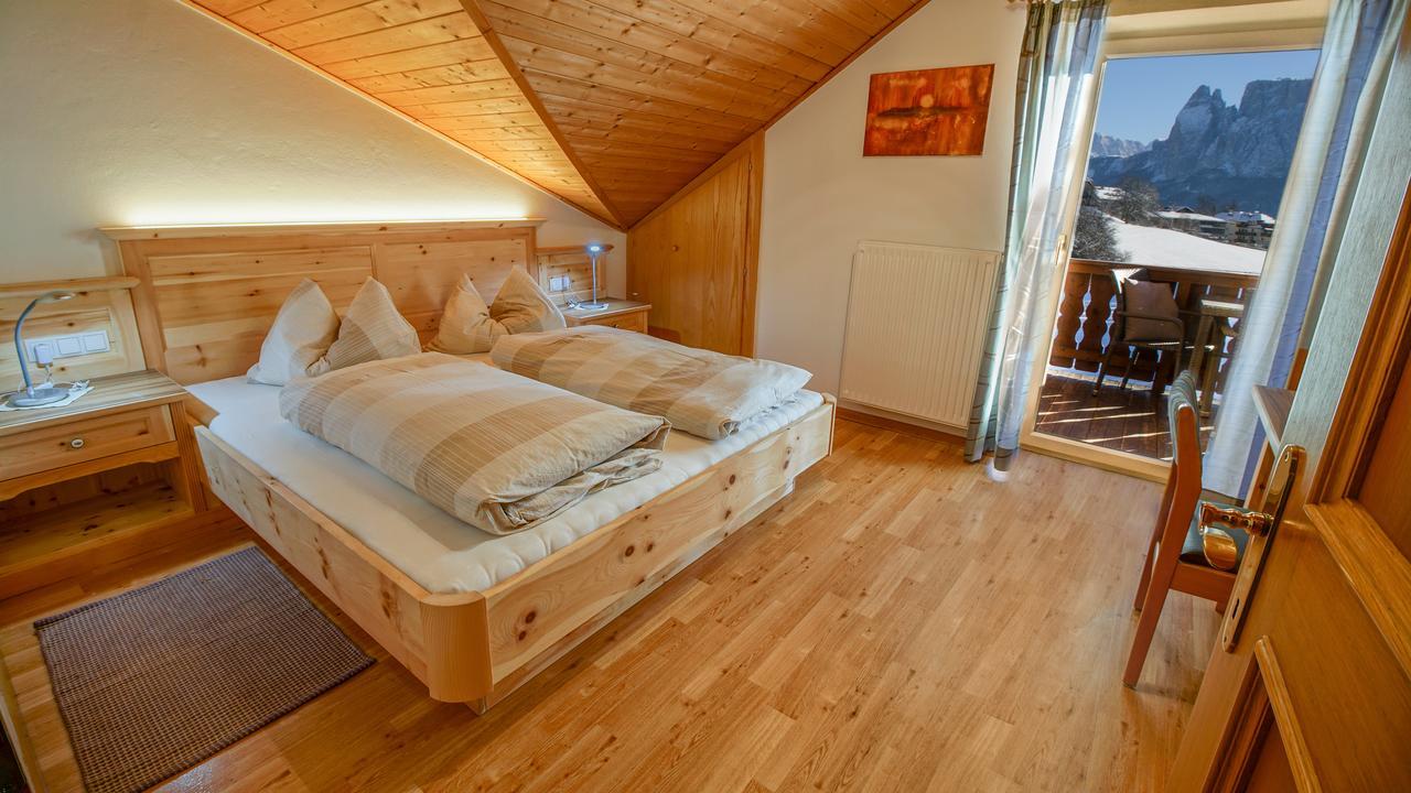 Appartments Neuhof Collalbo Eksteriør bilde
